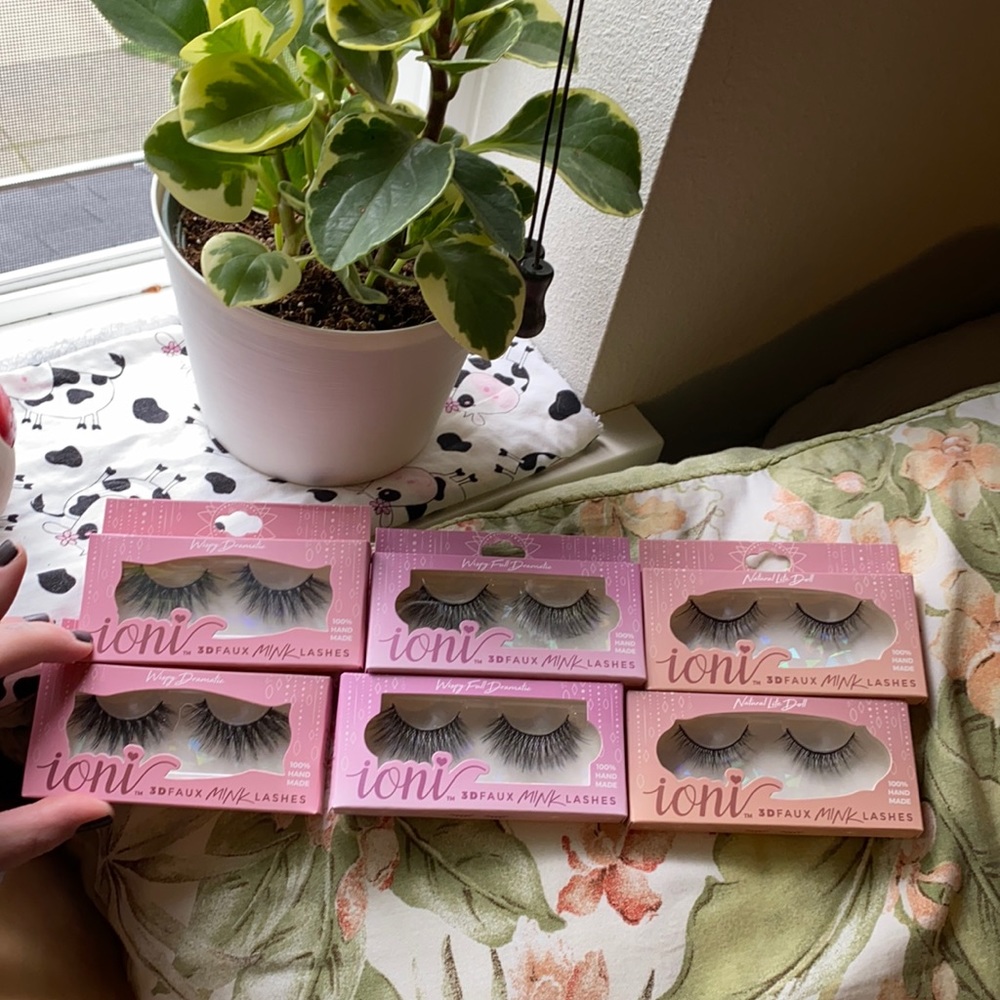 Ioni faux mink 3D eyelashes